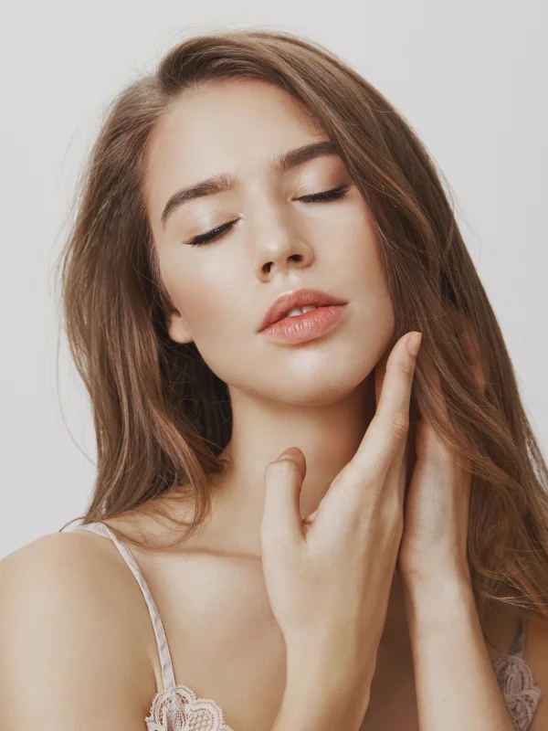 Tratament de estetică medicală la Clinica Dermestetica
